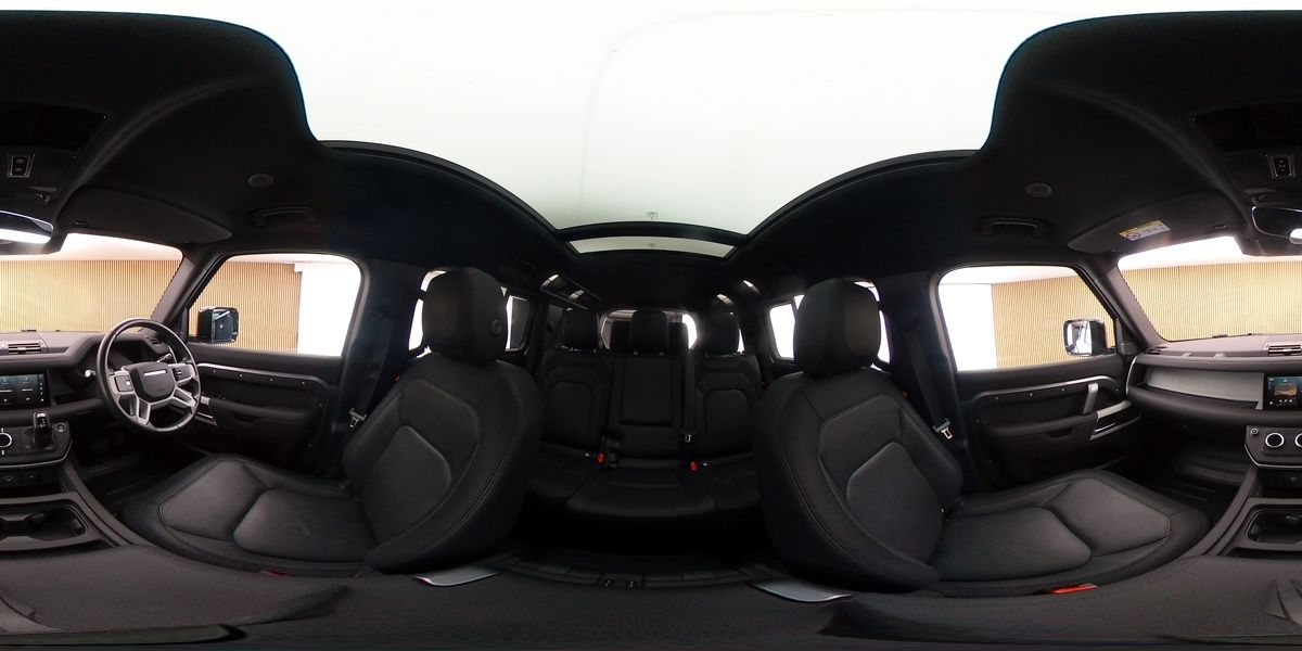 More views of Land Rover Defender 110