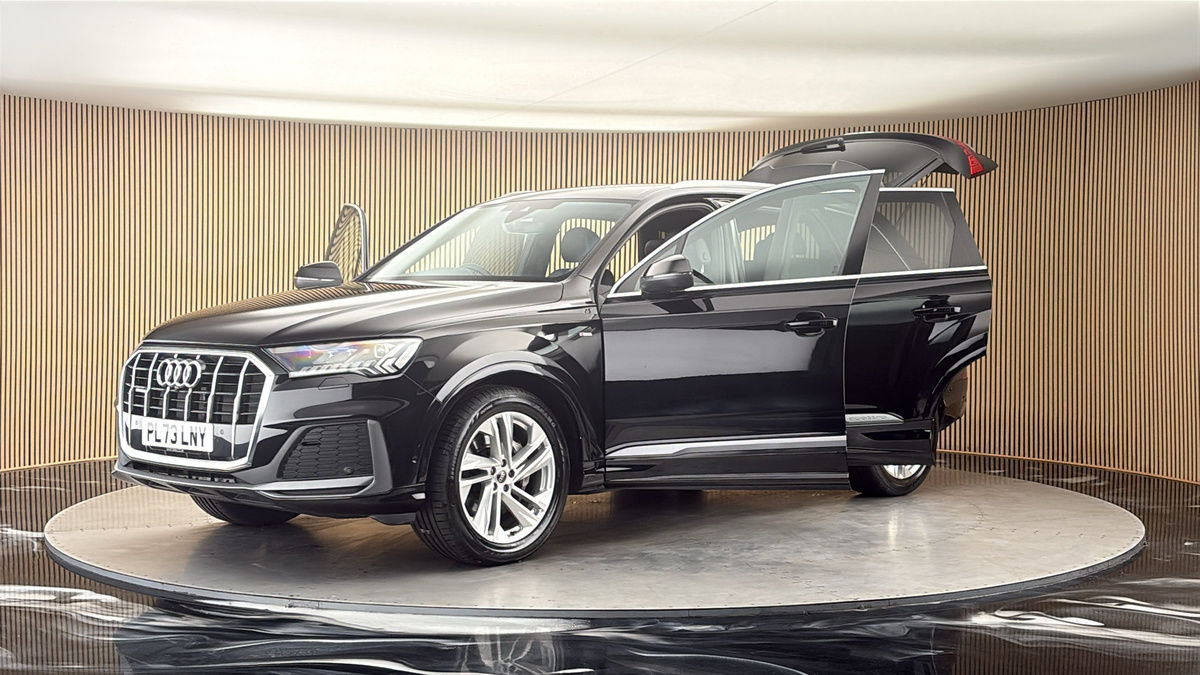Audi Q7 Image 22