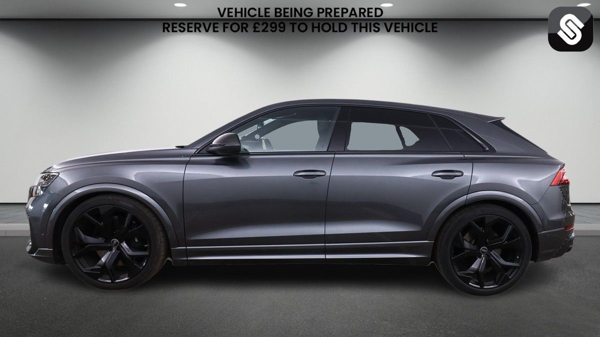 Audi RSQ8 Image 6