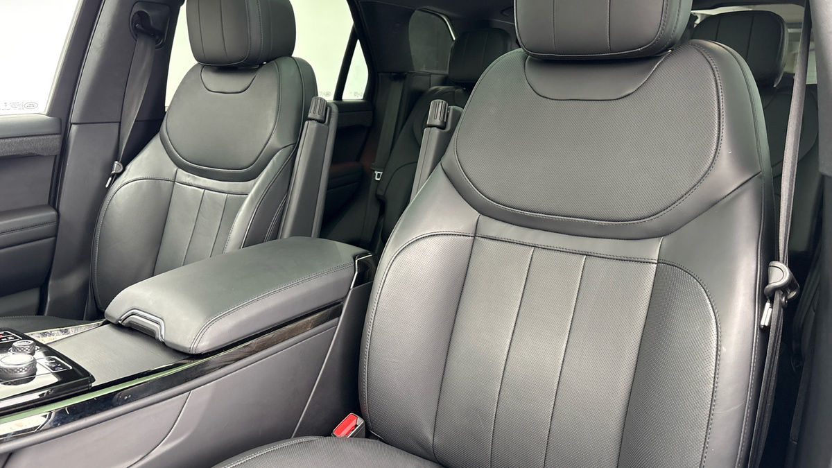Land Rover Range Rover Sport Image 7
