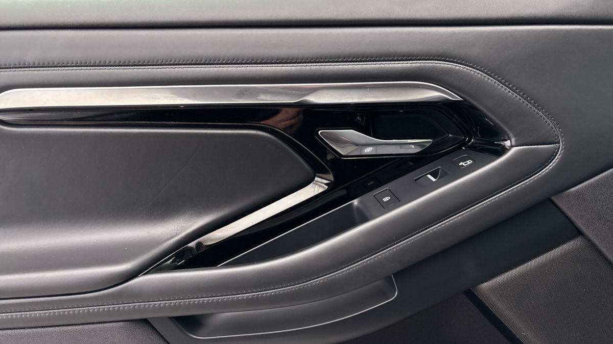 Land Rover Range Rover Evoque Image 19