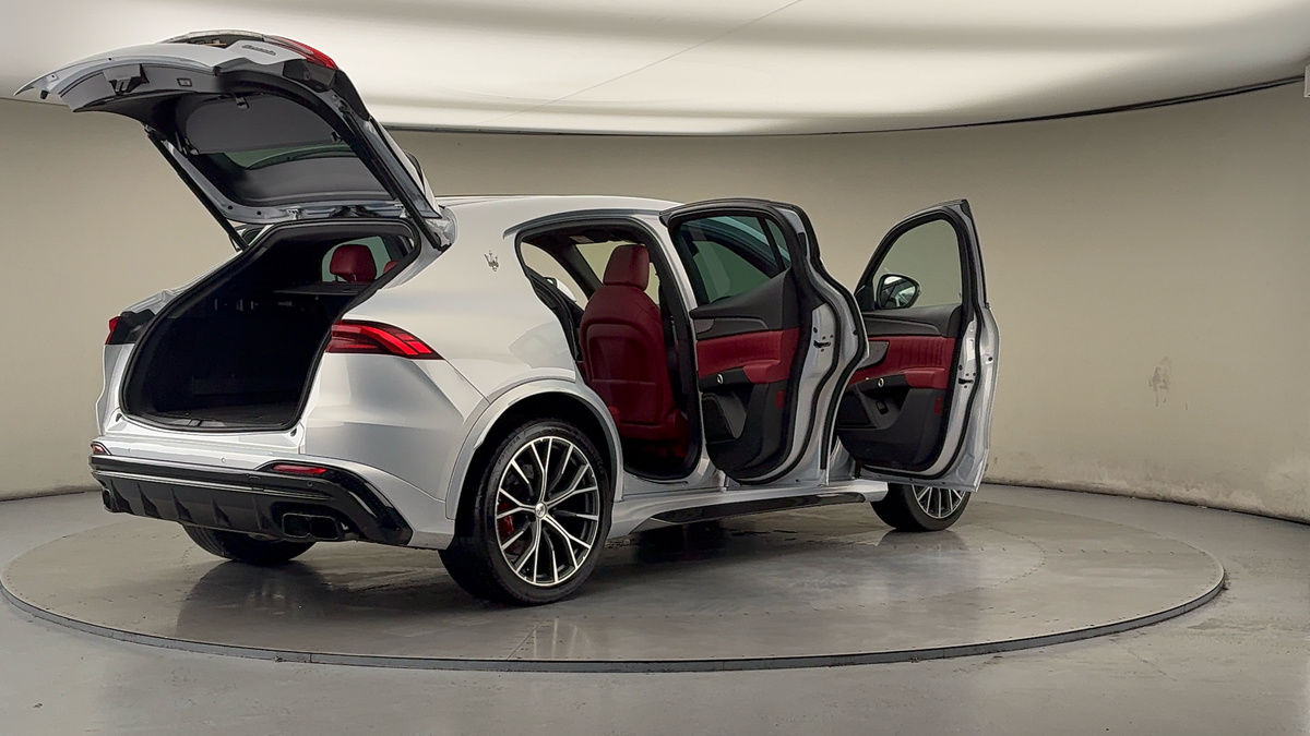 More views of Maserati Grecale