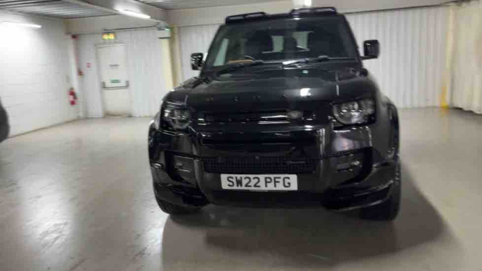 More views of Land Rover Defender 90