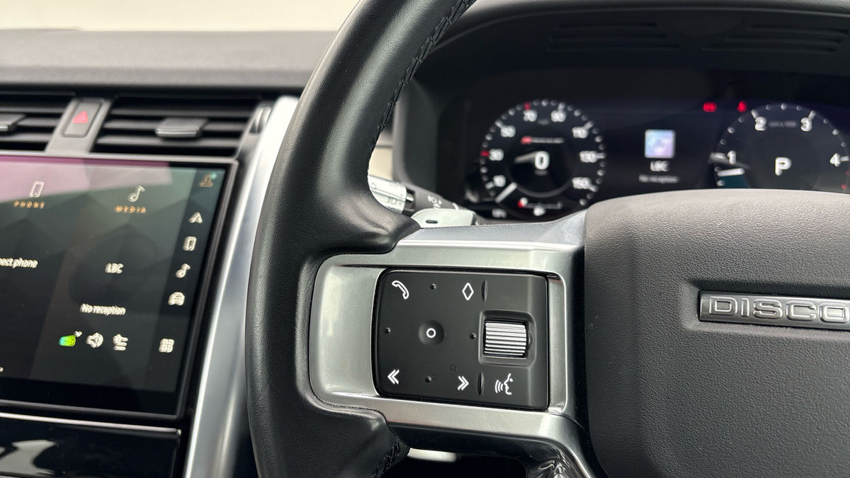 Land Rover Discovery Image 13