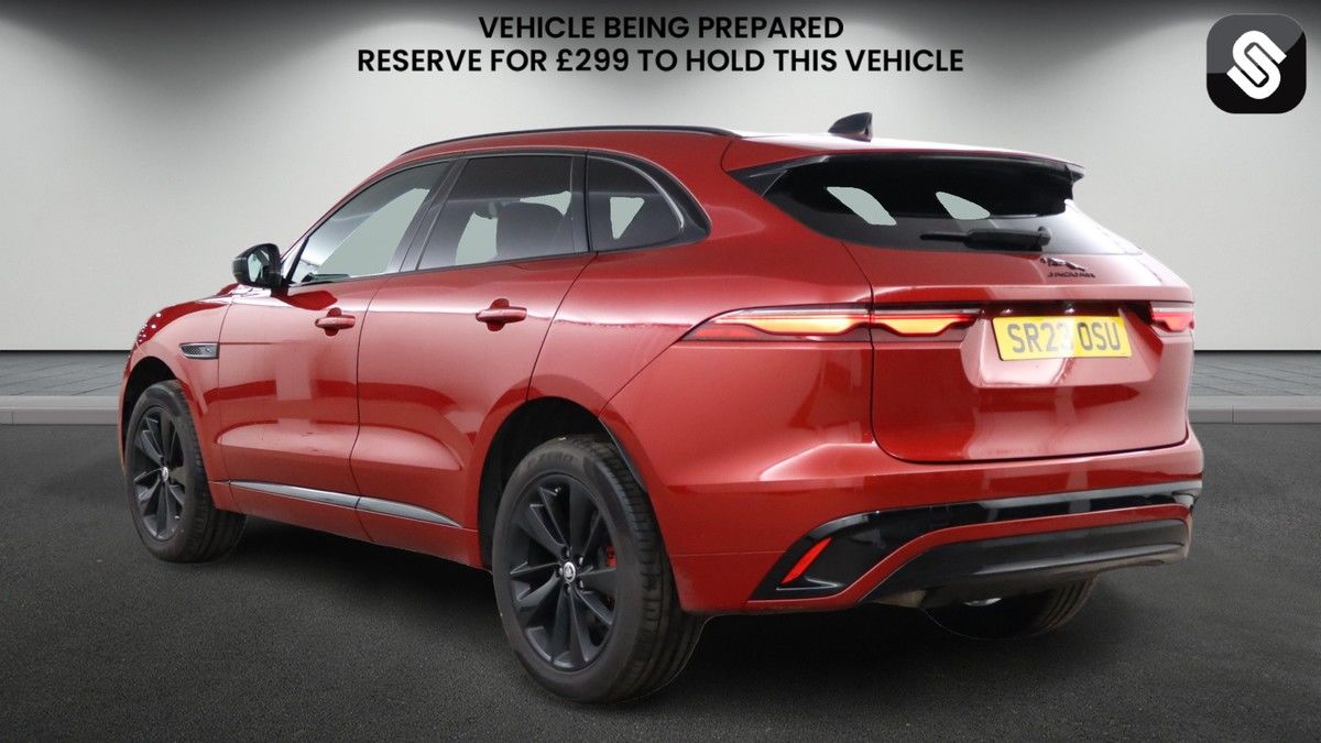 Jaguar F-PACE Image 3
