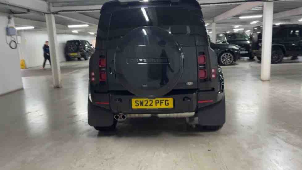 More views of Land Rover Defender 90