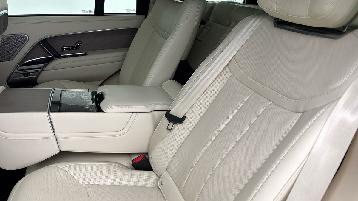 Land Rover Range Rover Image 9