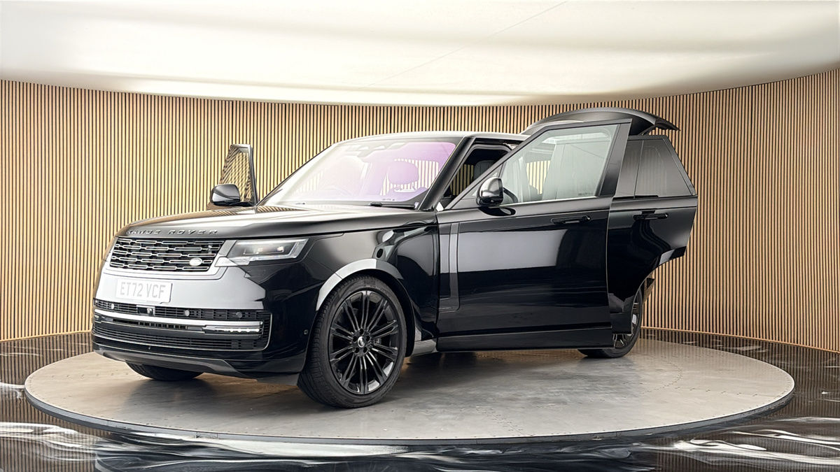 More views of Land Rover Range Rover