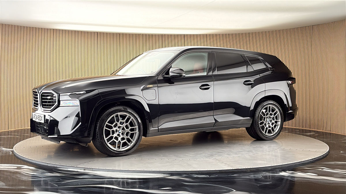 More views of BMW XM