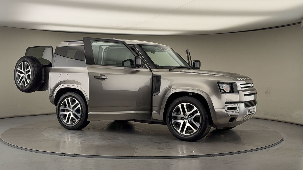 More views of Land Rover Defender 90