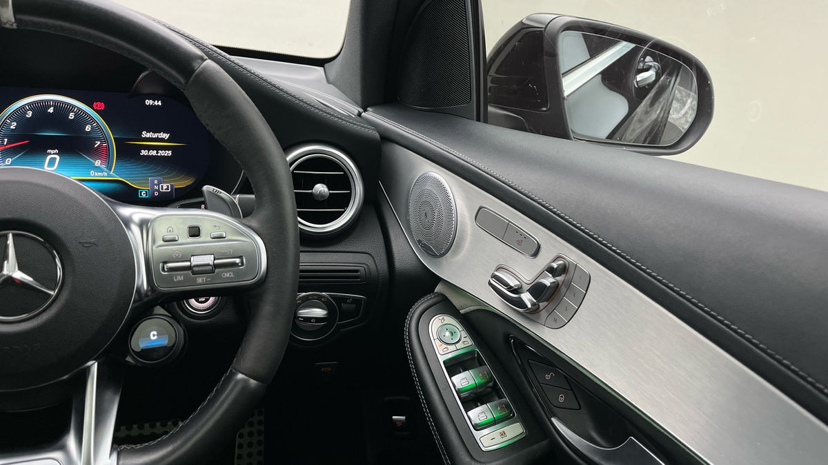 Mercedes-Benz GLC Image 14