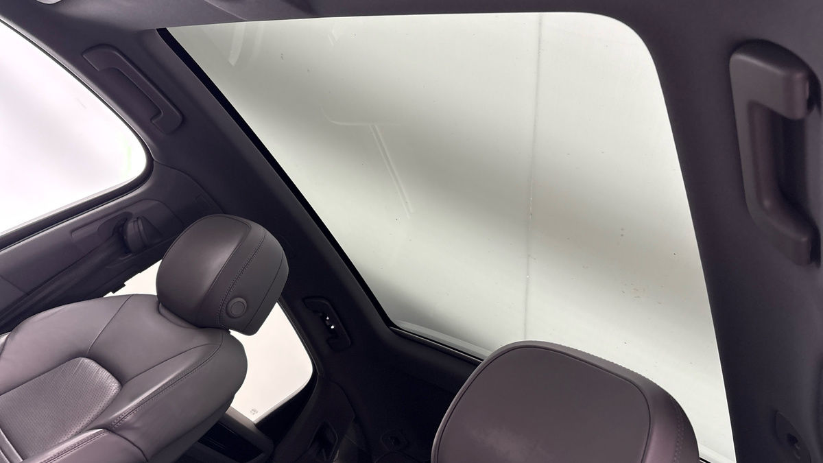 Porsche Cayenne Image 6