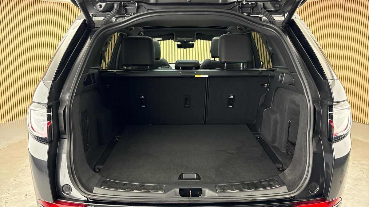 Land Rover Discovery Sport Image 11