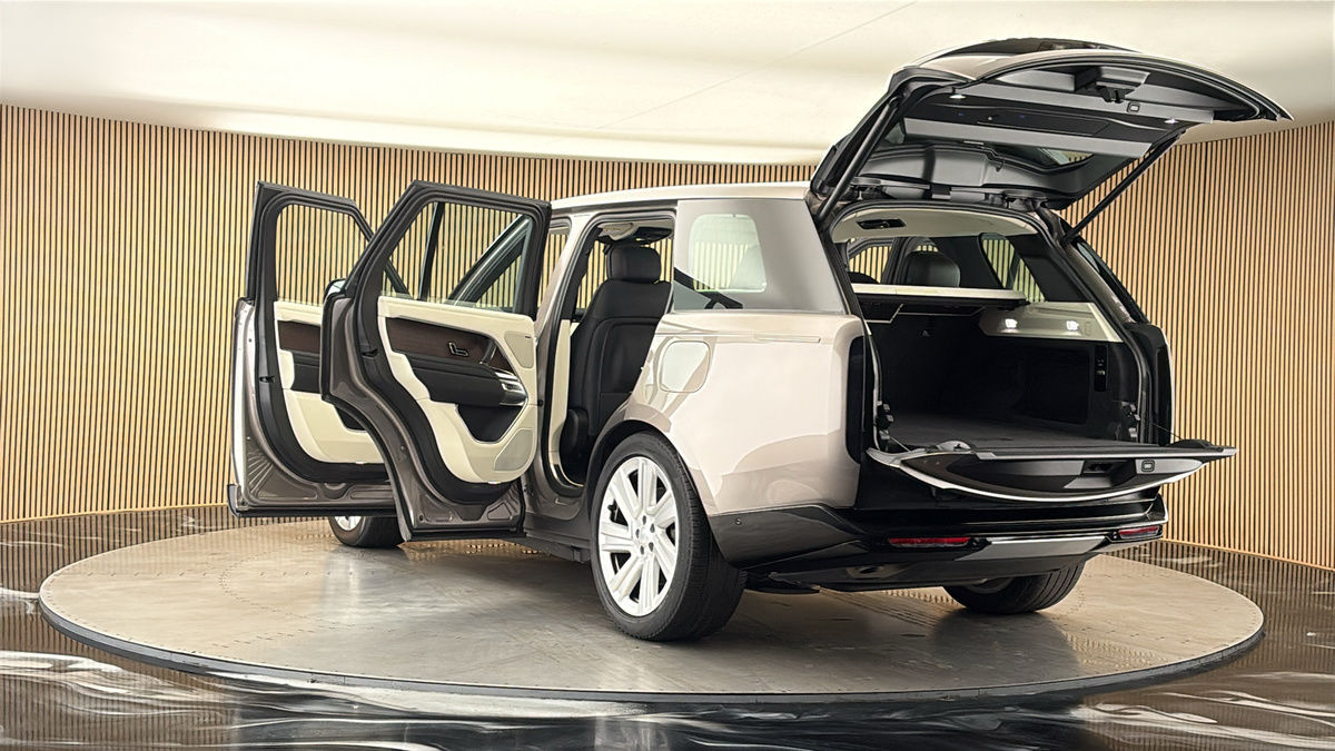 Land Rover Range Rover Image 23