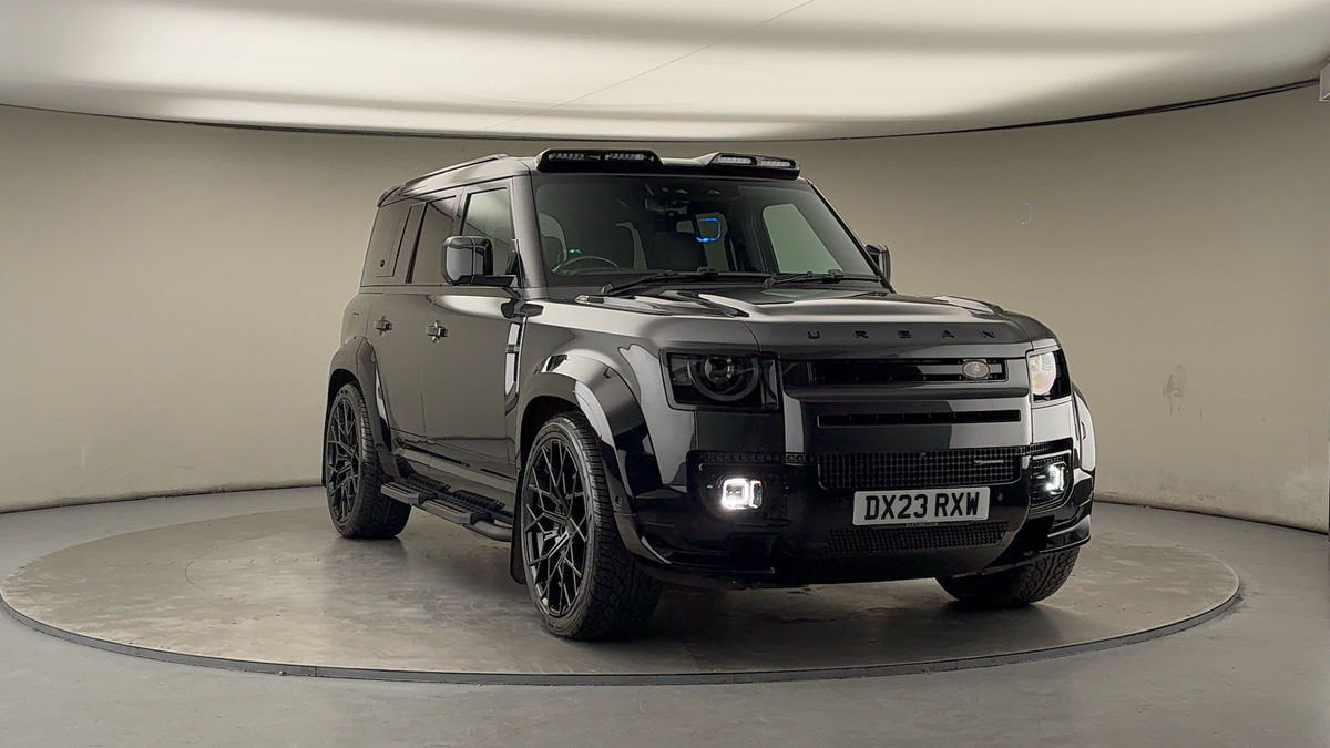 More views of Land Rover Defender 110