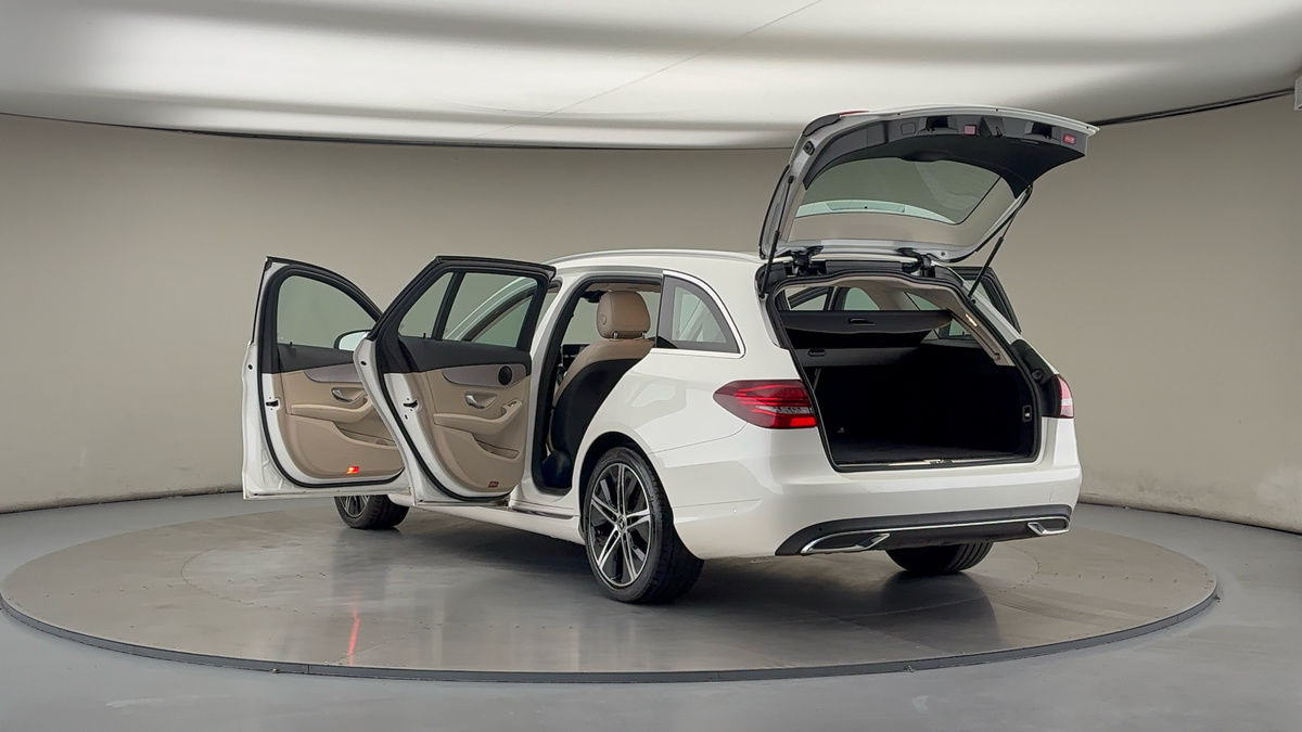 Mercedes-Benz C Class Image 23