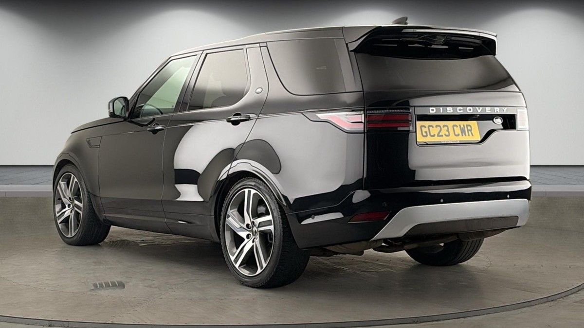 Land Rover Discovery Image 2