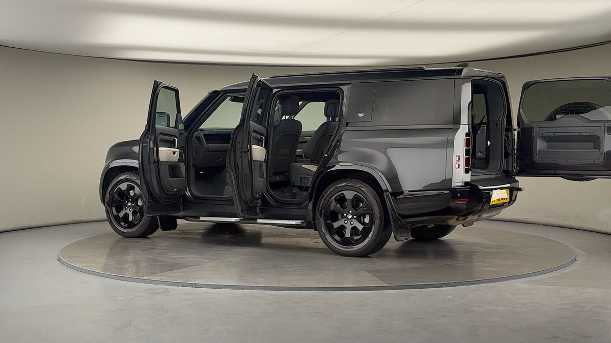 More views of Land Rover Defender 130