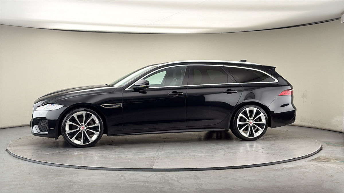 More views of Jaguar XF