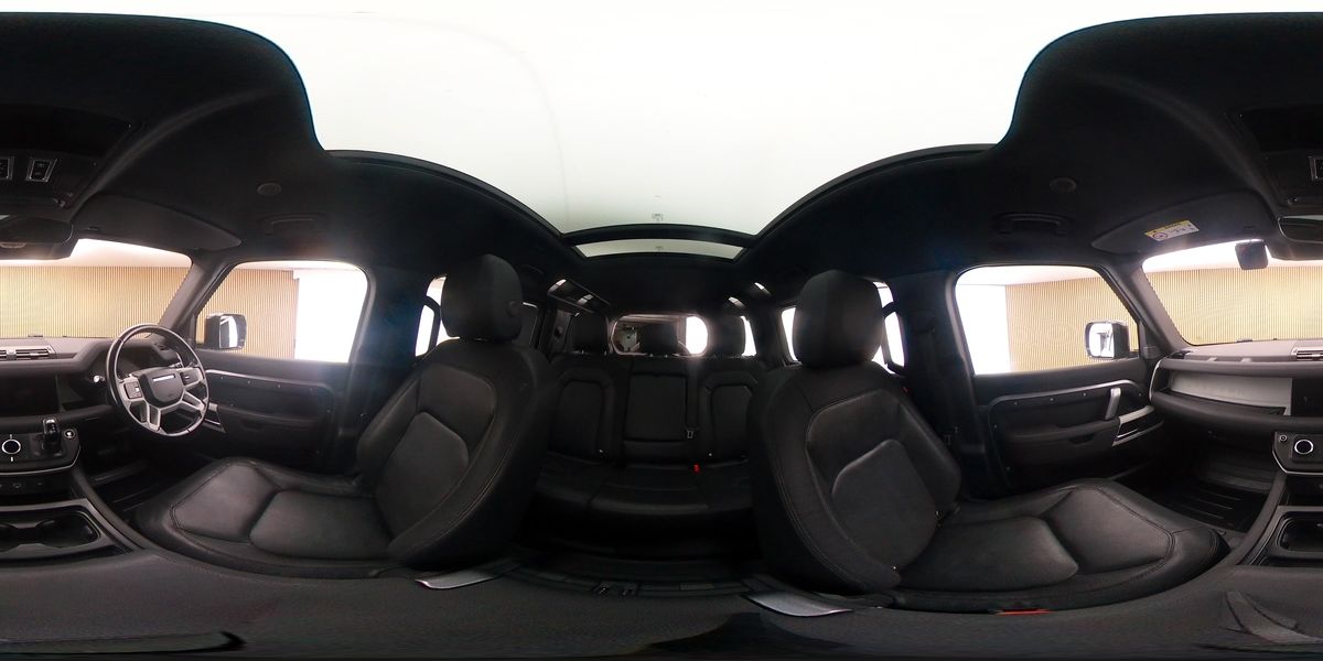 More views of Land Rover Defender 110