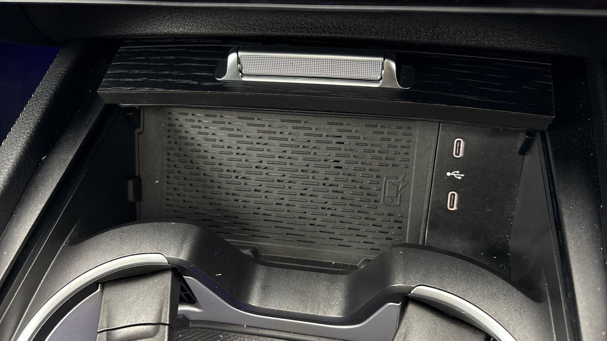 Mercedes-Benz GLS Image 30
