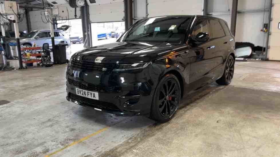 More views of Land Rover Range Rover Sport
