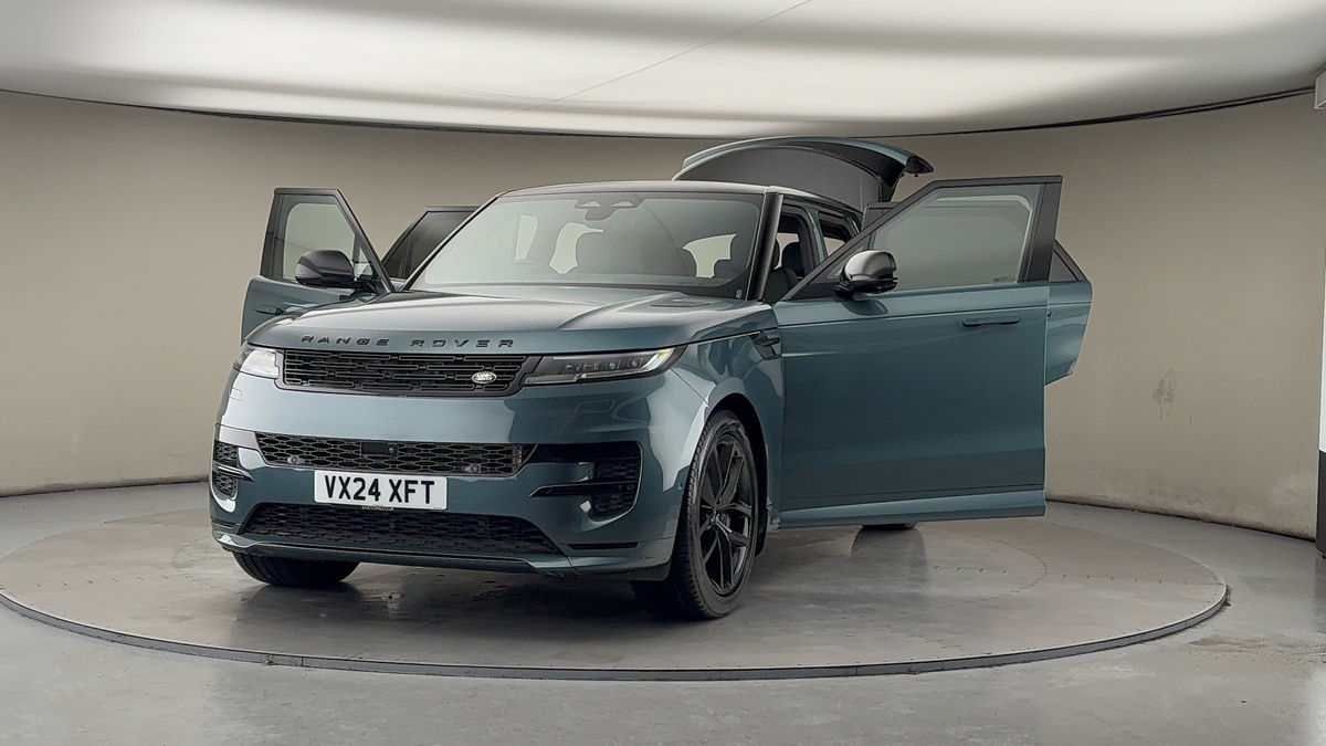 More views of Land Rover Range Rover Sport