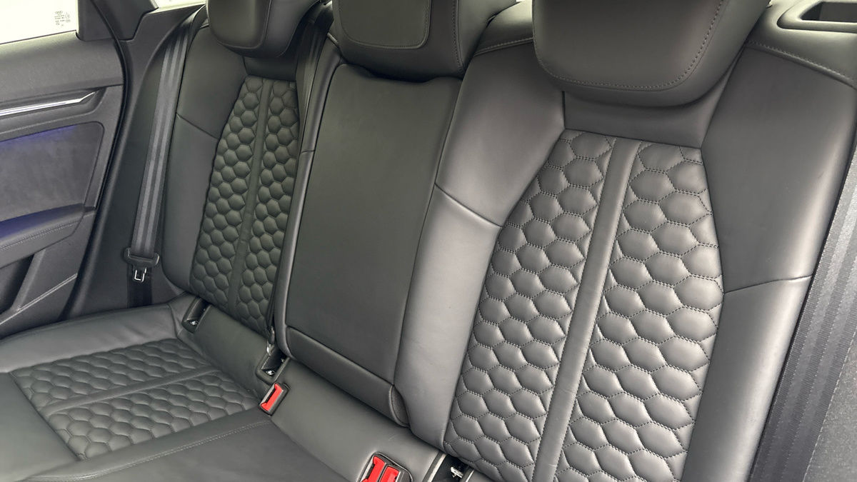 Audi RS3 Image 8