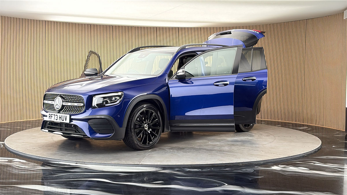 Mercedes-Benz GLB Image 22