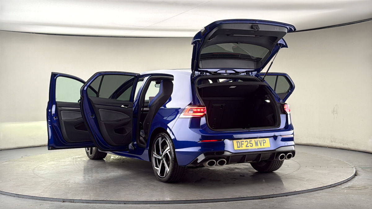 More views of Volkswagen Golf