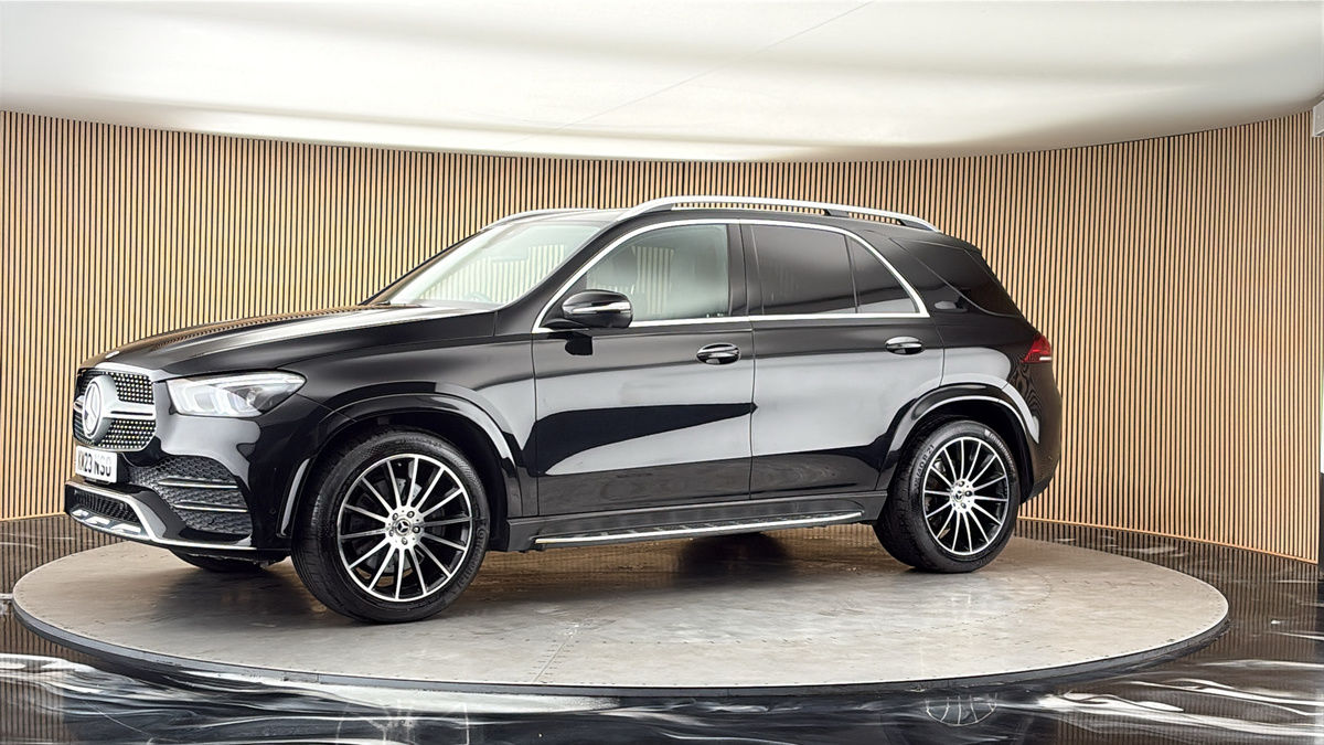 More views of Mercedes-Benz GLE