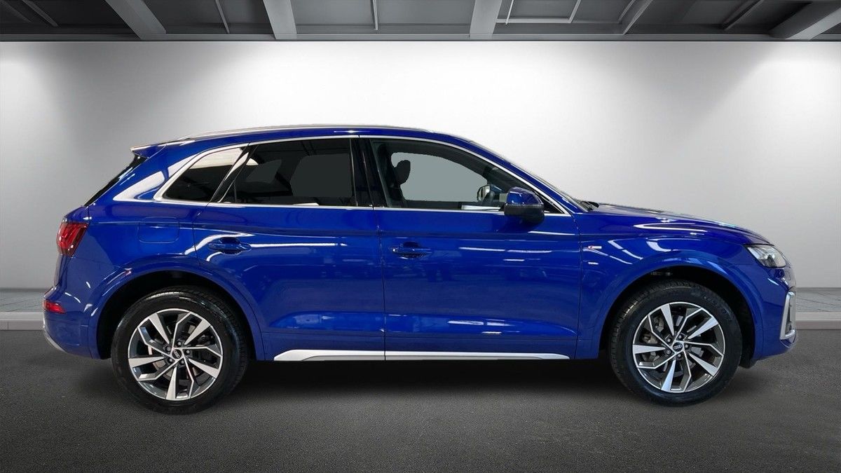 Audi Q5 Image 16