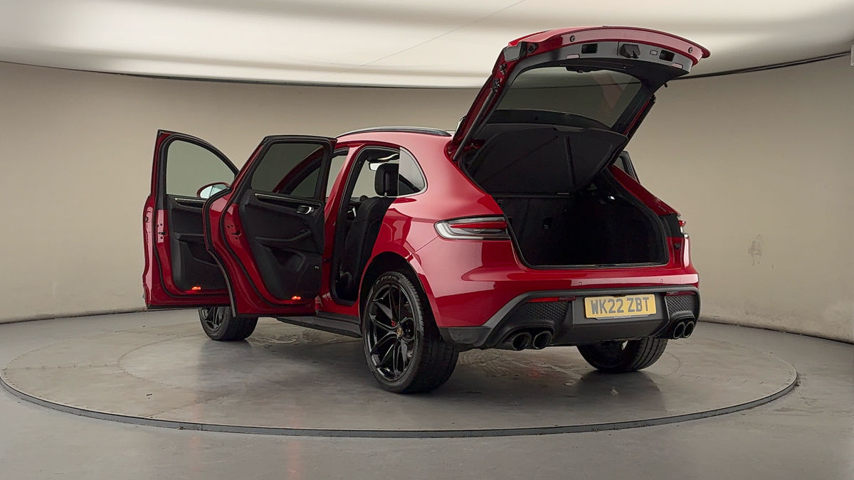 Porsche Macan Image 23