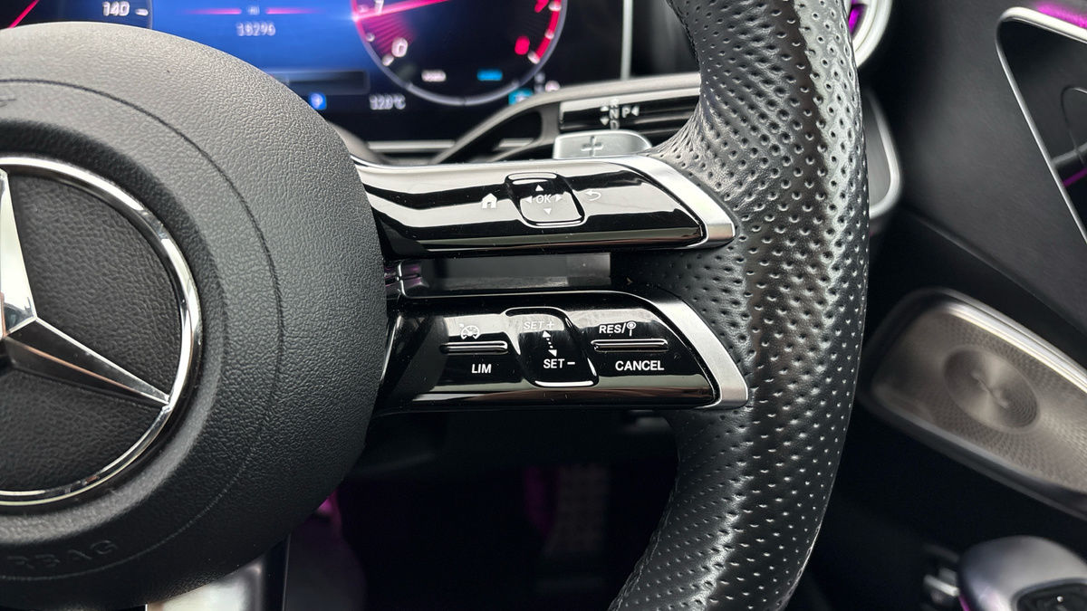 Mercedes-Benz C Class Image 14