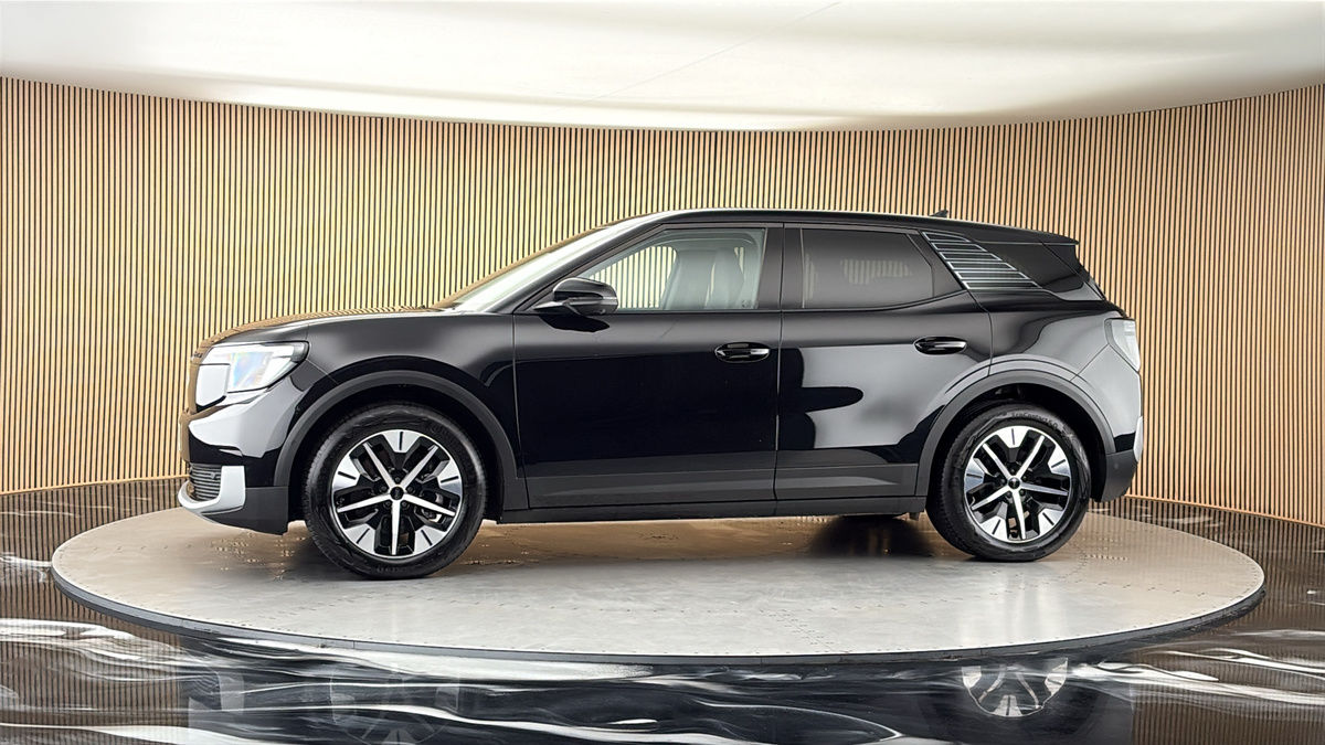 More views of Ford Explorer