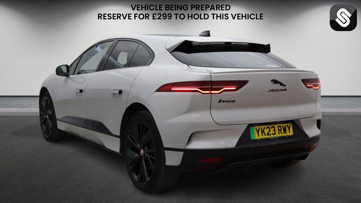 Jaguar I-PACE Image 3