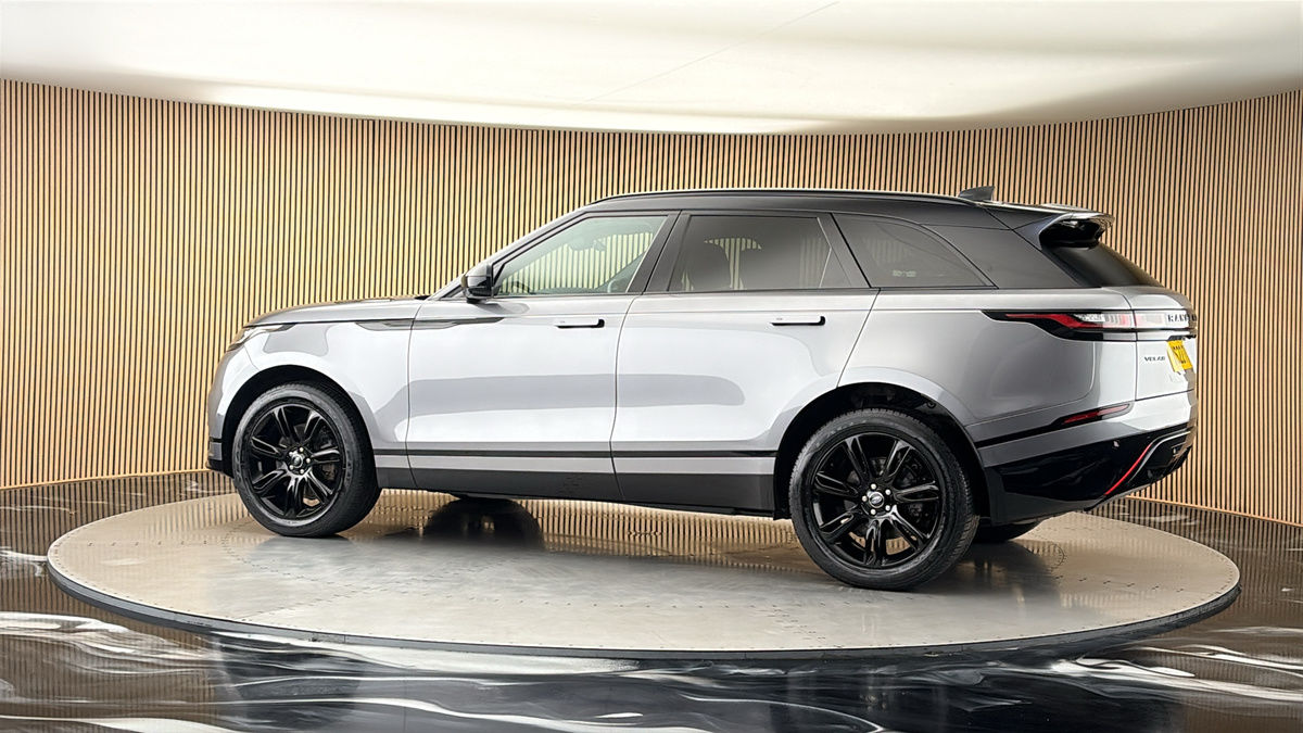 More views of Land Rover Range Rover Velar