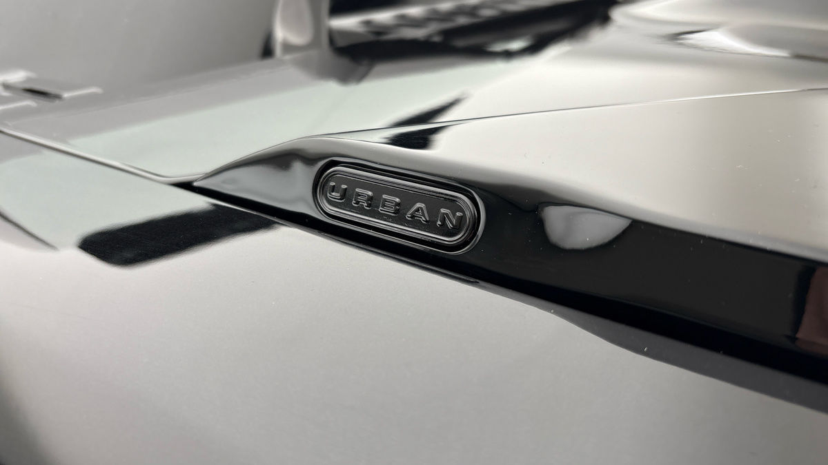 Land Rover Defender 110 Urban Image 28