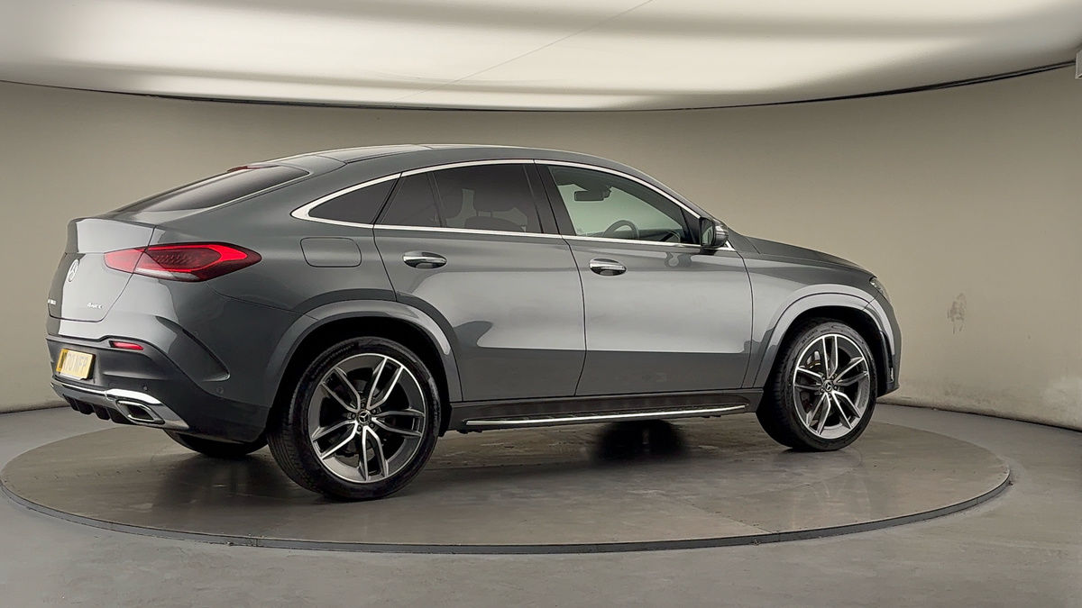 More views of Mercedes-Benz GLE