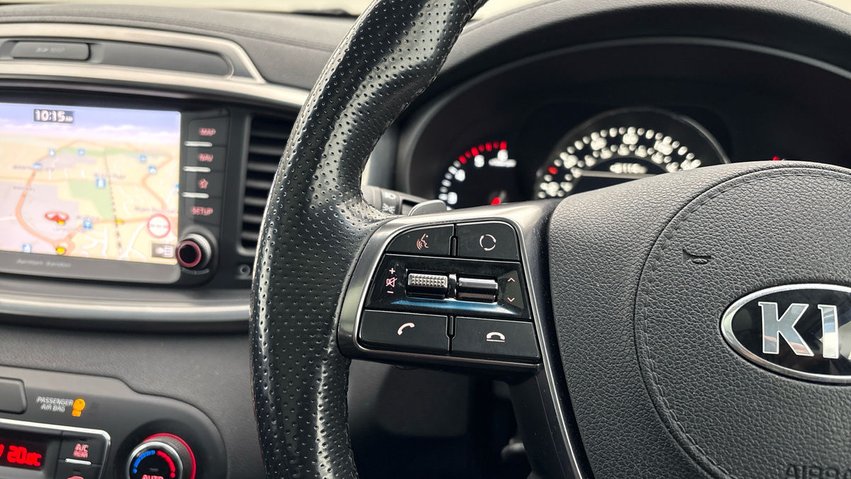 Kia Sorento Image 13