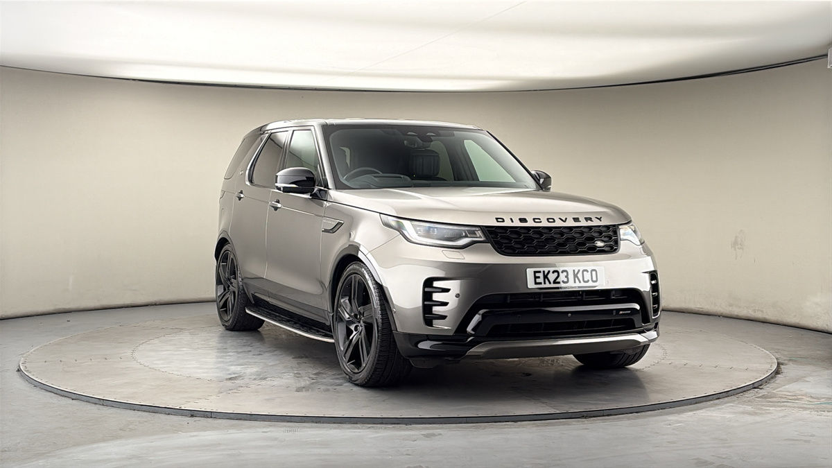 More views of Land Rover Discovery