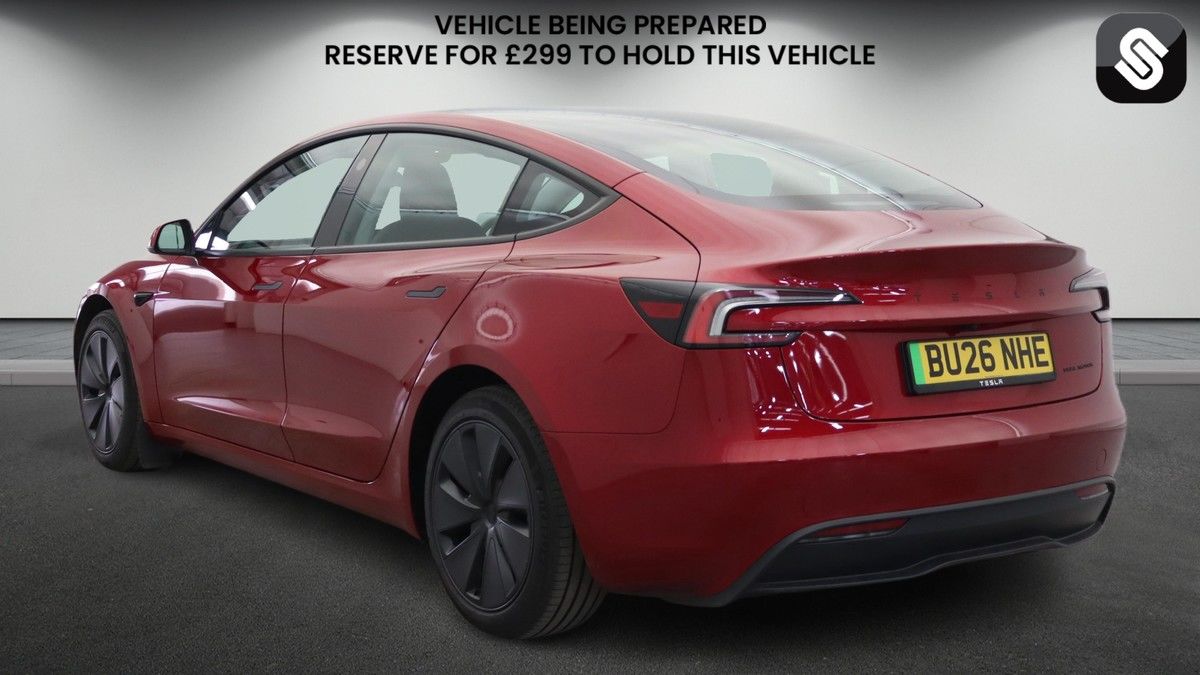 Tesla Model 3 Image 3