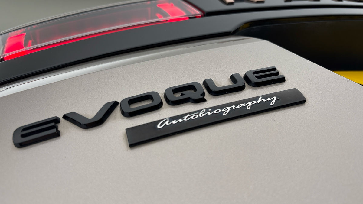 Land Rover Range Rover Evoque Image 26