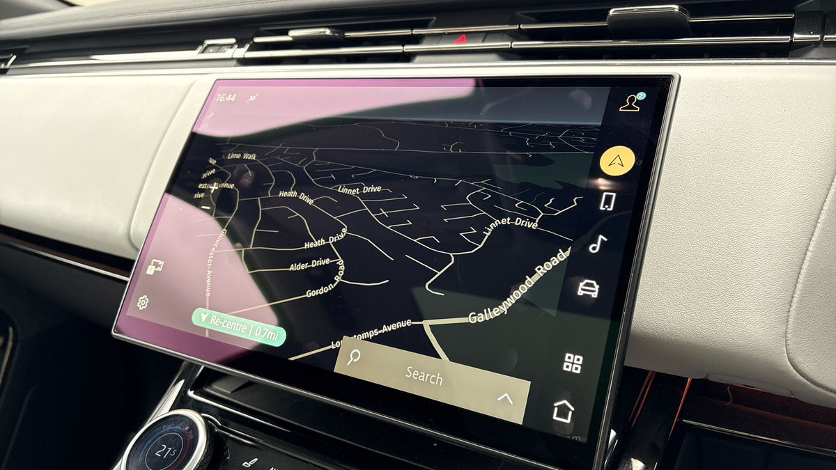 Land Rover Range Rover Sport Urban Image 17