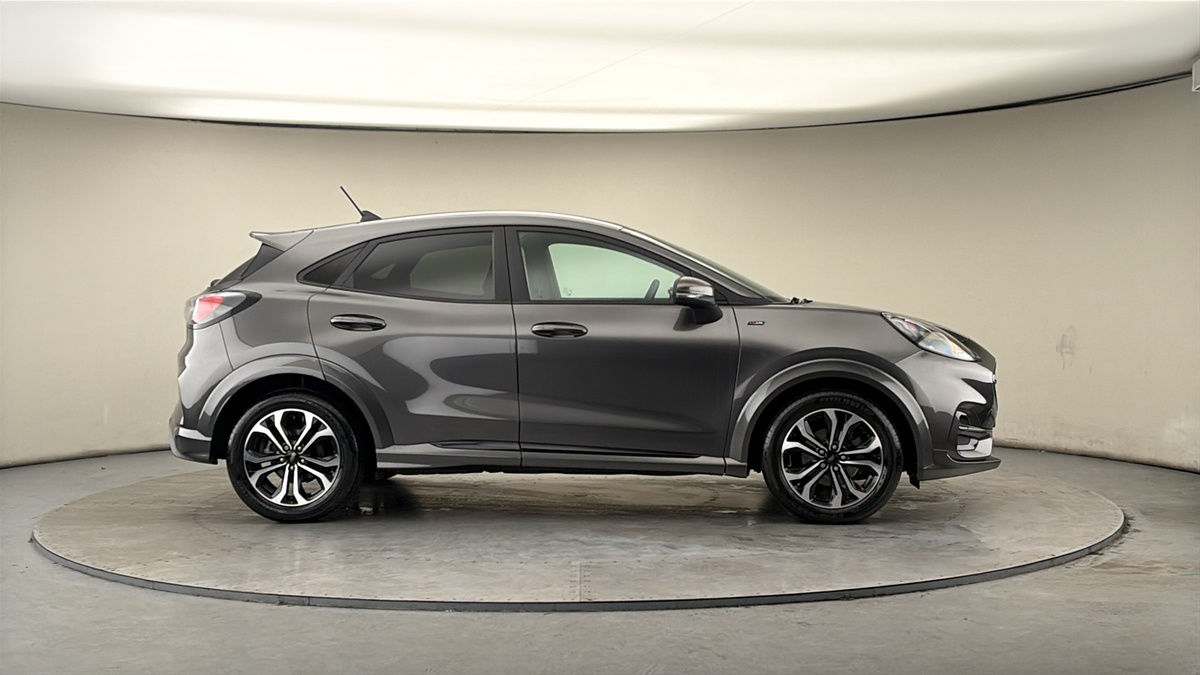 More views of Ford Puma