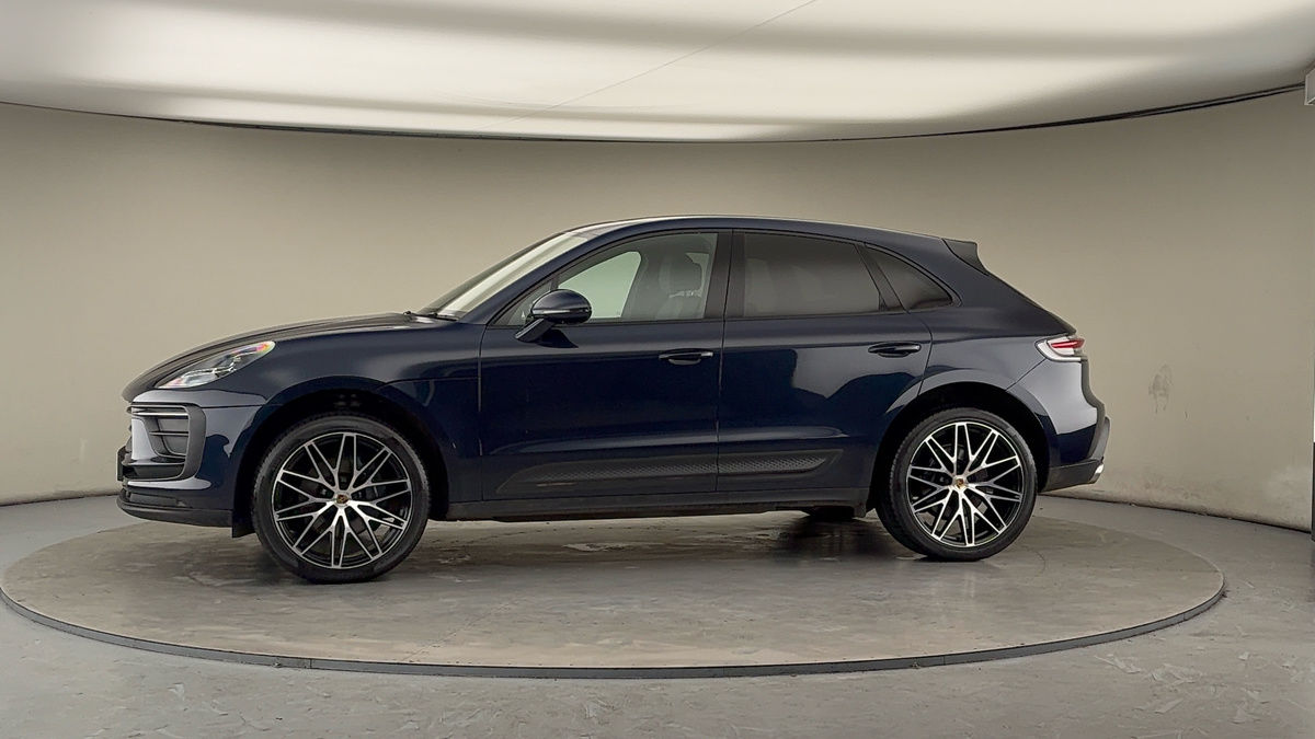 More views of Porsche Macan