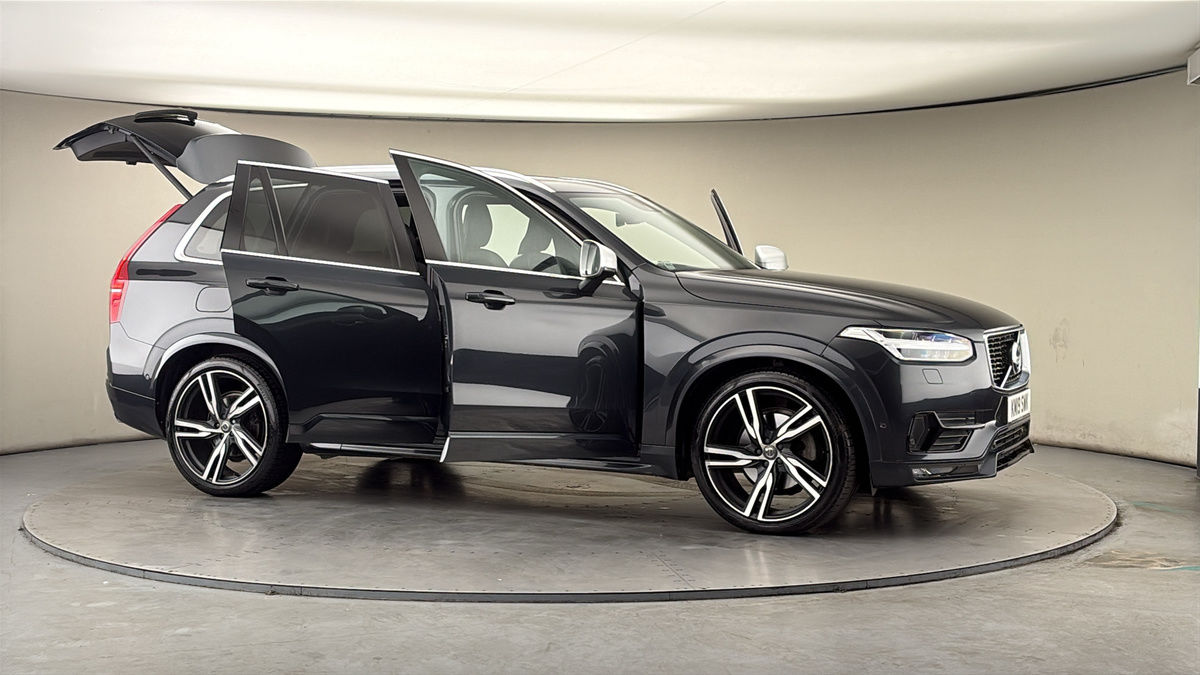 More views of Volvo XC90