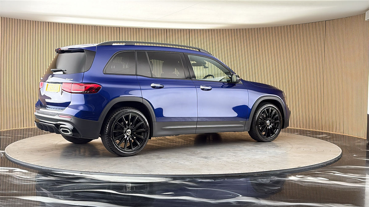 More views of Mercedes-Benz GLB