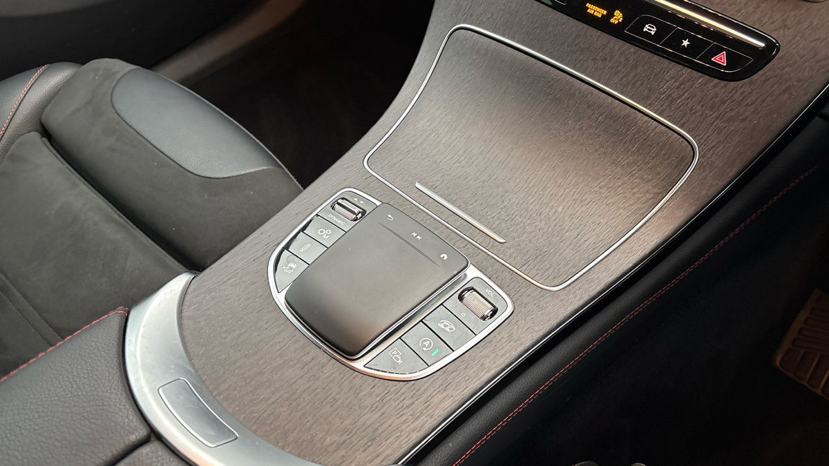 Mercedes-Benz GLC Image 18