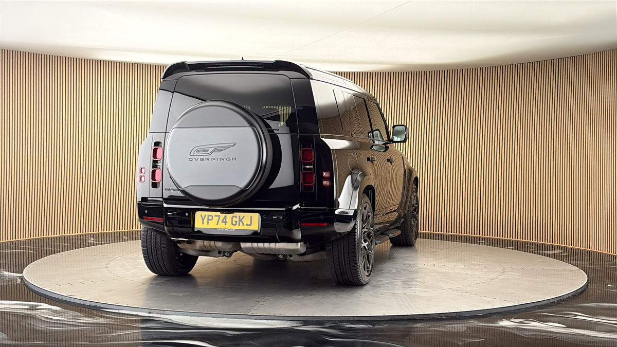 More views of Land Rover Defender 110